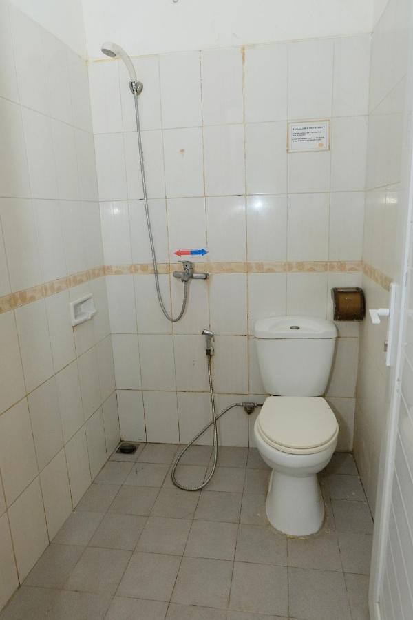 Hotel The Kirana Purnama Semarang Esterno foto